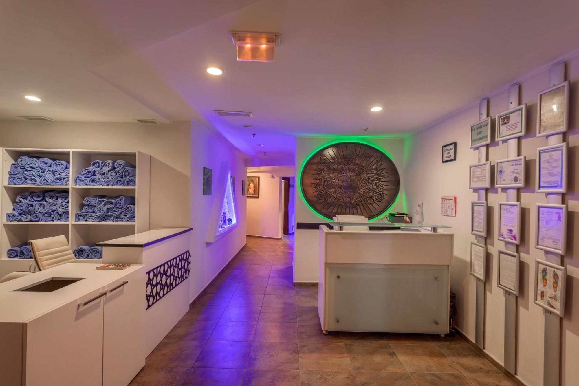 קמר Seven Seas Hotel Life מראה חיצוני תמונה