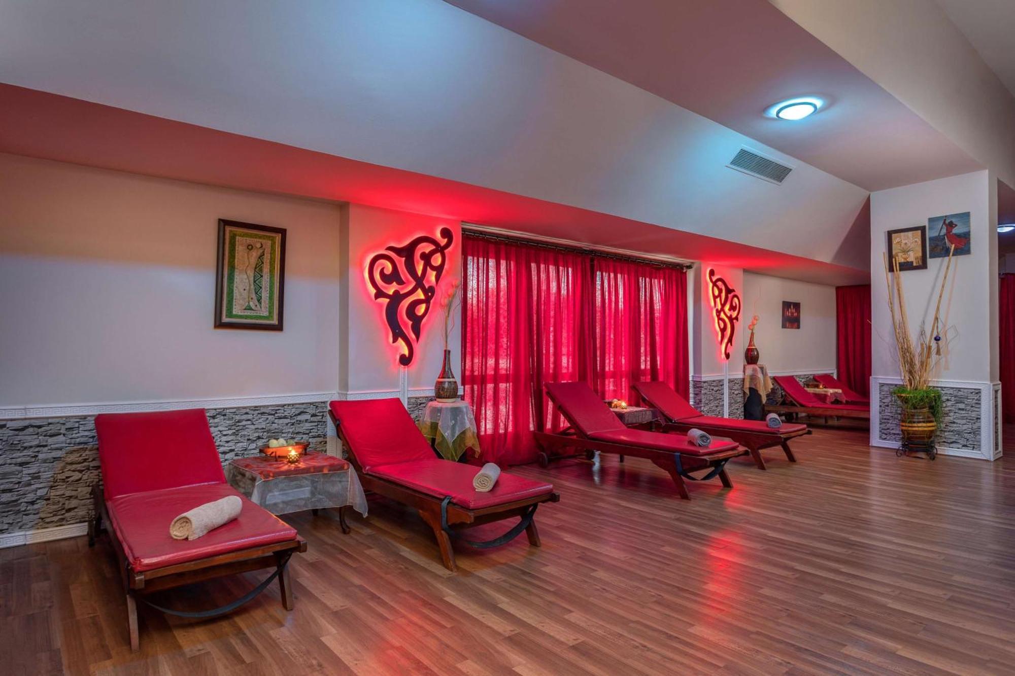 קמר Seven Seas Hotel Life מראה חיצוני תמונה